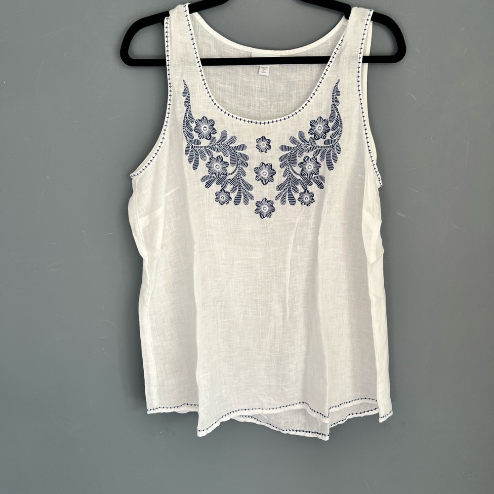 New J Jill Love Linen Size L Missy White Blue Embroidered Linen Tank Top Blouse